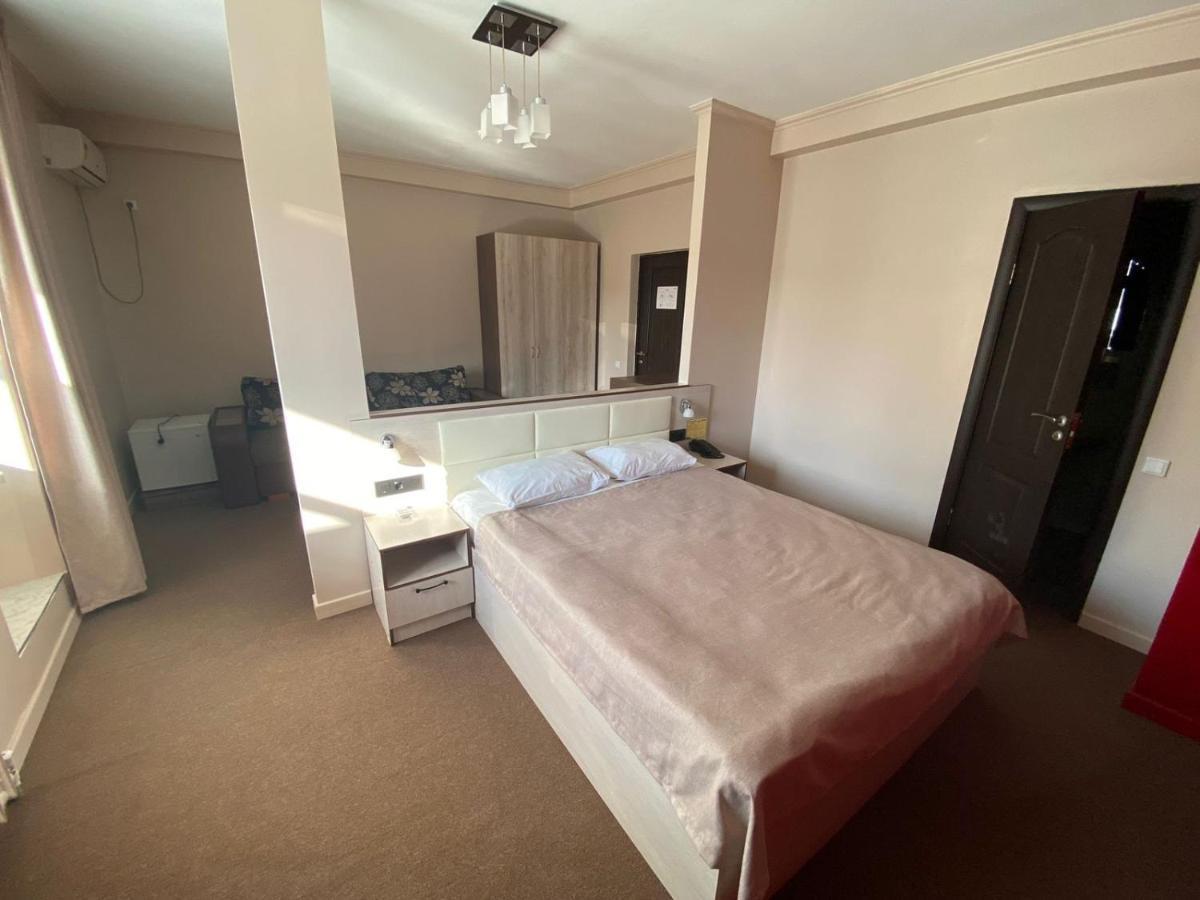 أستانا Ulpan Mini Hotel المظهر الخارجي الصورة